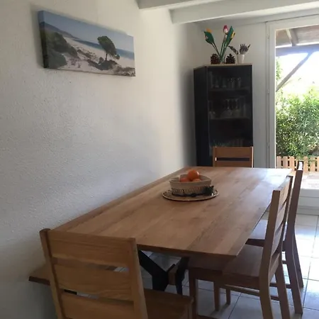 New Maison Confort, Bord De Avec Parking Privé Gruissan