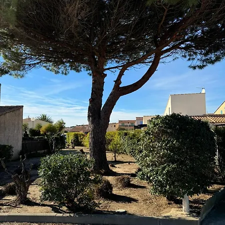 New Maison Confort, Bord De Avec Parking Privé Gruissan