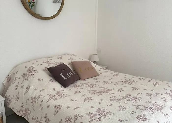 New Maison Confort, Bord De Avec Parking Prive * Gruissan